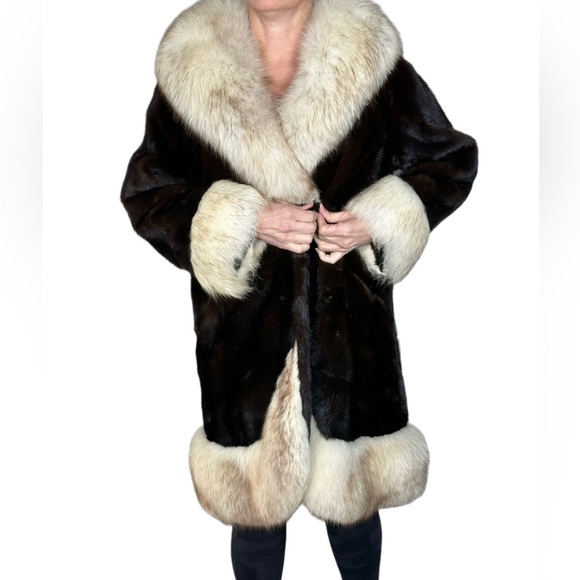 WOLF & MINK FUR STUNNING GENUINE Elegant Black Cream Teddy Jacket Soft Vintage - Picture 2 of 15